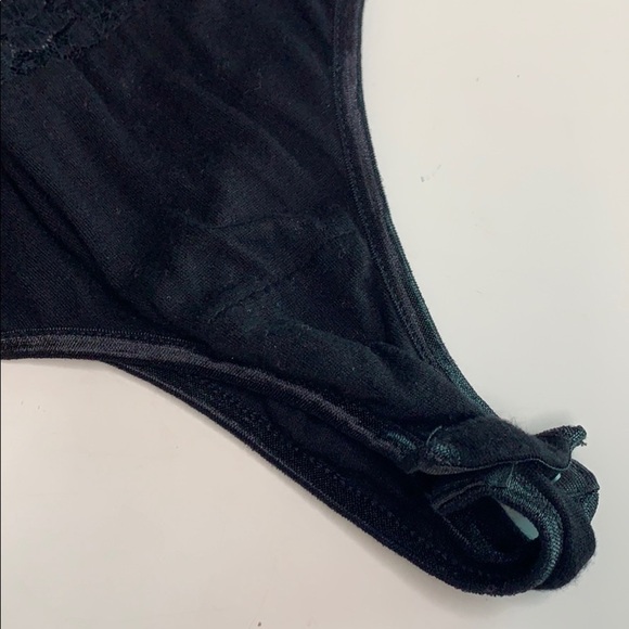 Lace Guess Los Angeles Red Tab Black Lace Bodysuit women’s xs - Picture 3 of 8